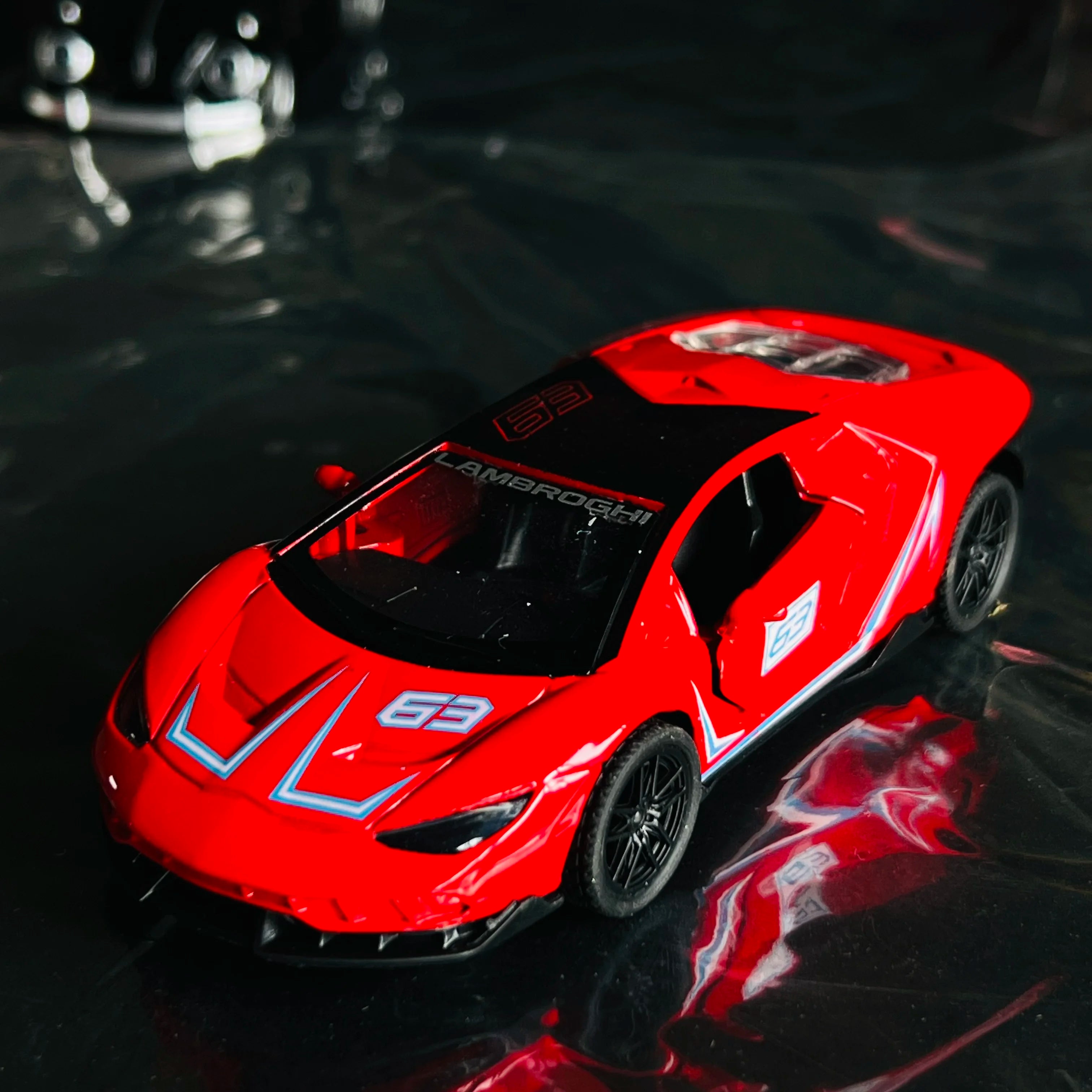 Super cool metal sports car model simulation can open doors, children's toys, cars, boys' accessories and ornaments